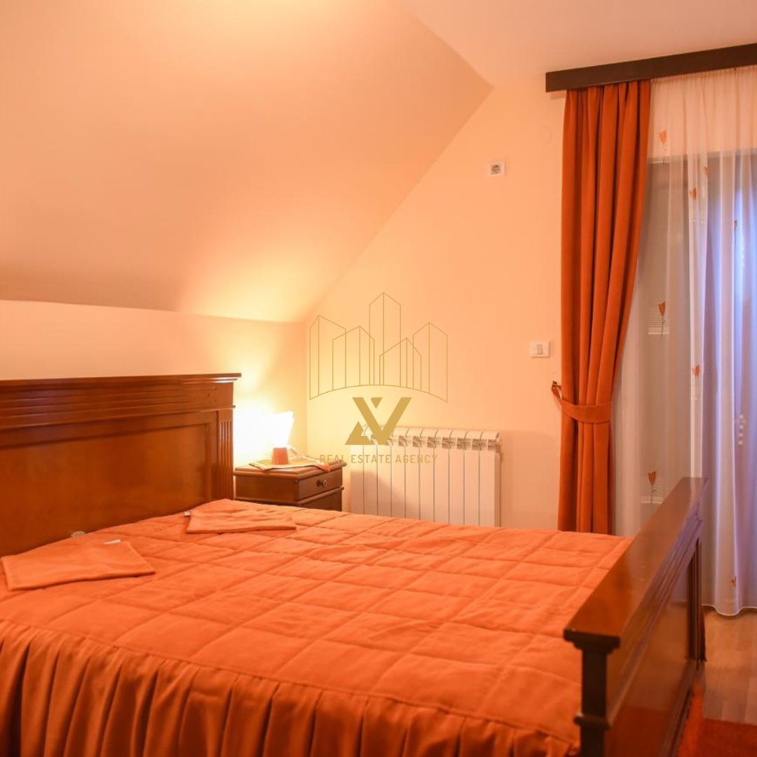 Porodična kuća, Centar, Žabljak