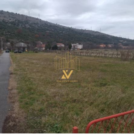 Na prodaju plac