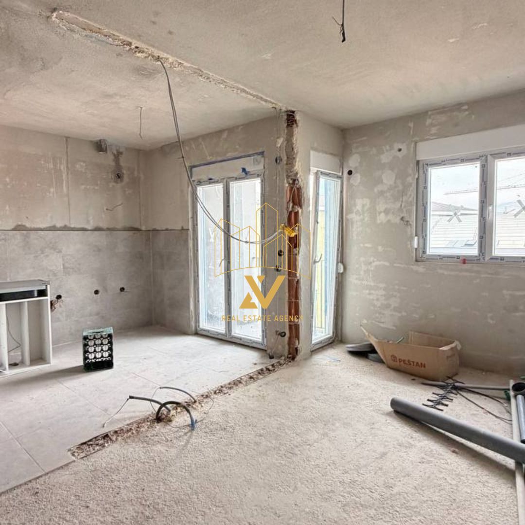 Luksuzan dvoetažni penthaus na prodaju – Zabjelo, Podgorica (174 m²)